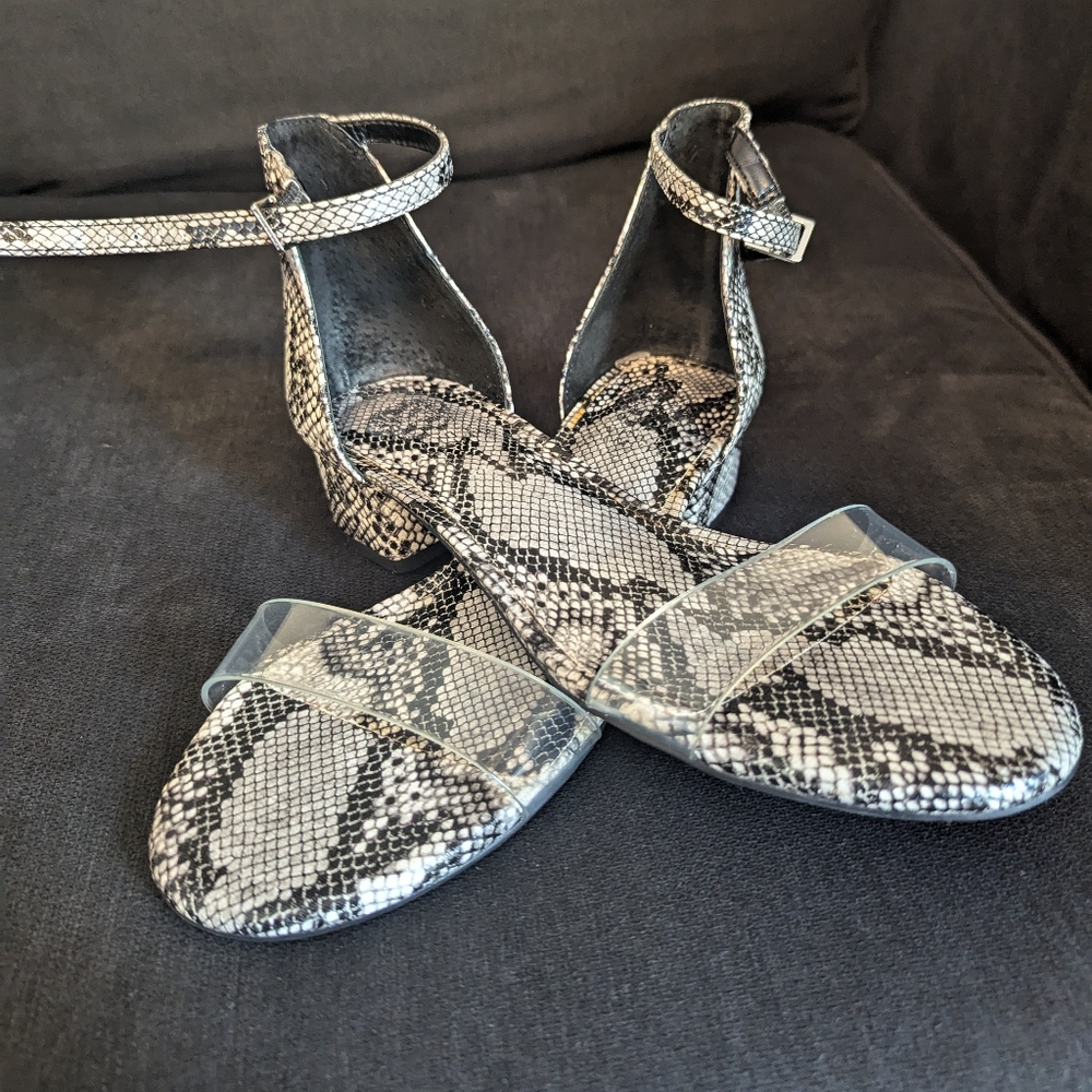 Vince Camuto snake skin strapped heels 5M